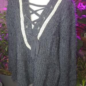 POL Women's Sweater in Black and Cream